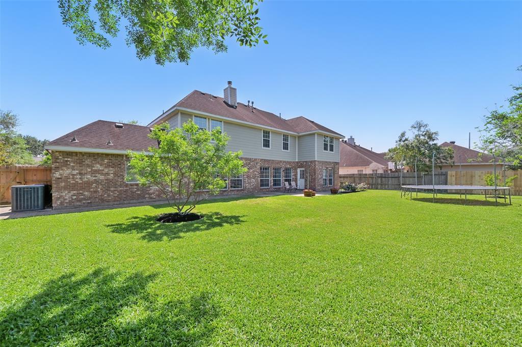 2874 Love Lane, Friendswood, Texas image 6