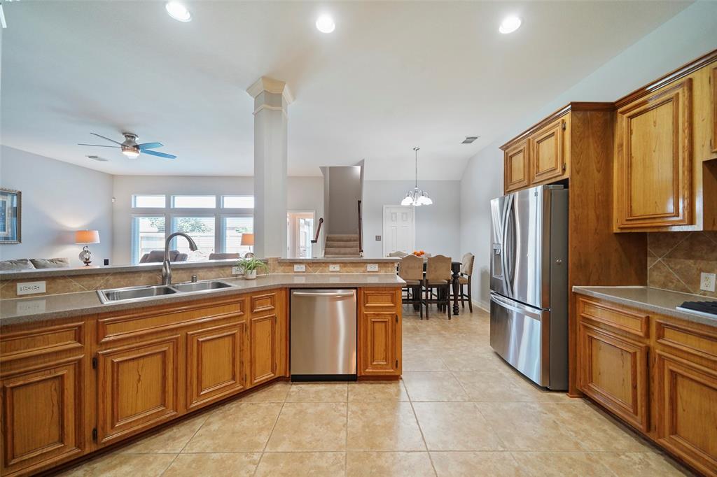 25702 Serene Spring Lane, Spring, Texas image 5