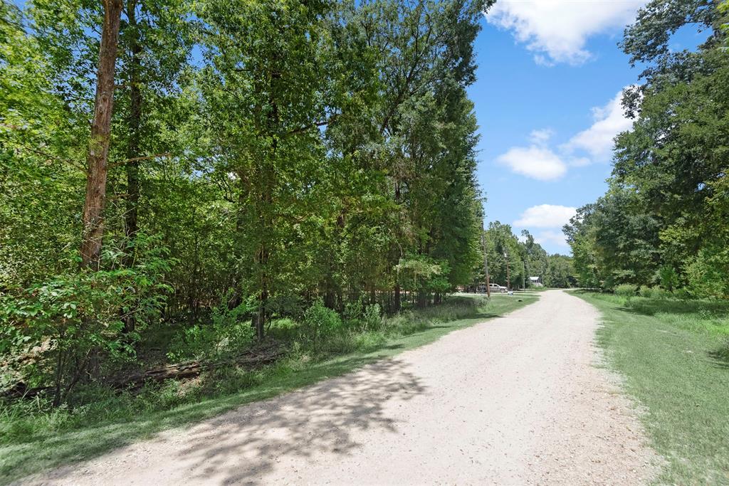 Unruh Drive, Cleveland, Texas image 9