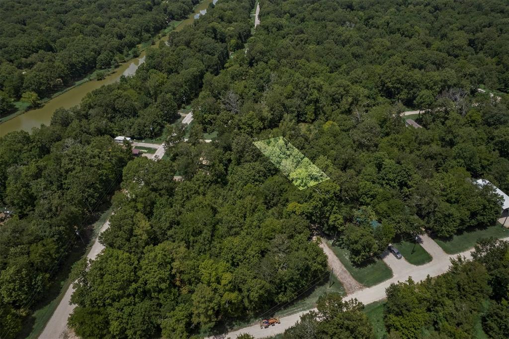 Unruh Drive, Cleveland, Texas image 6