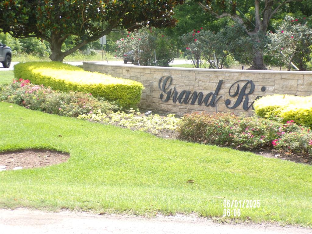 3333 Blue Grass Dr Drive, Richmond, Texas image 1