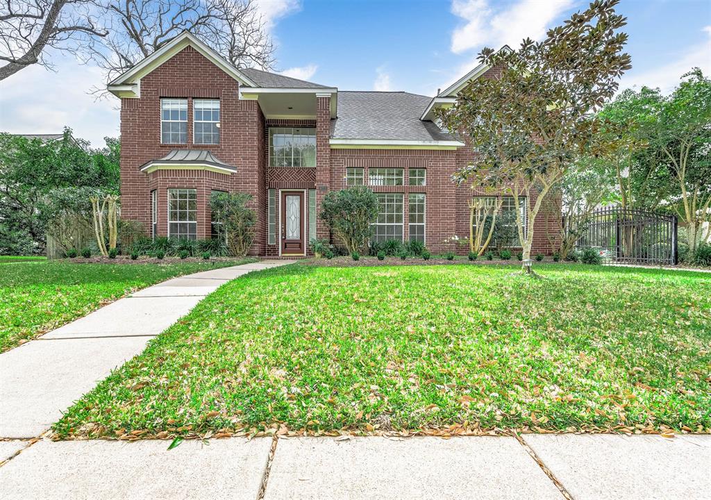 property-search 1 627 Winston Lane