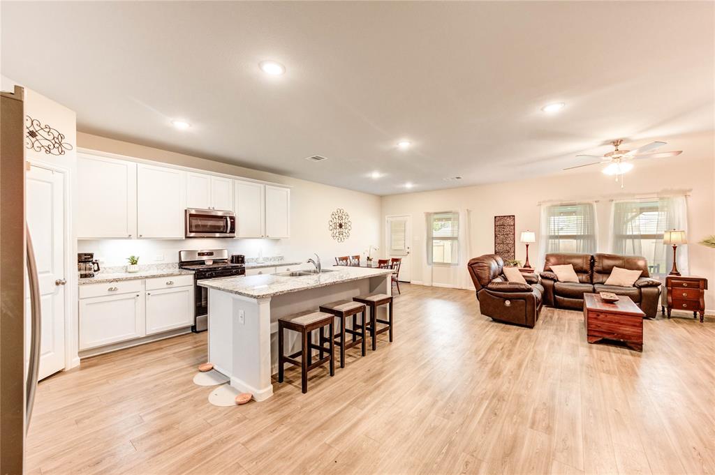 5819 Jade Crest Court, Montgomery, Texas image 8