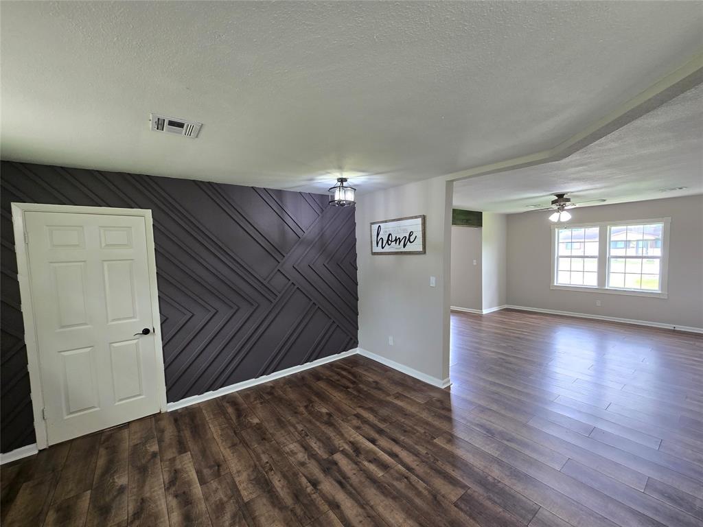 316 Dorsett Street, Clute, Texas image 12