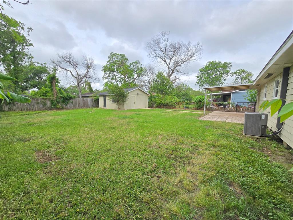 316 Dorsett Street, Clute, Texas image 24