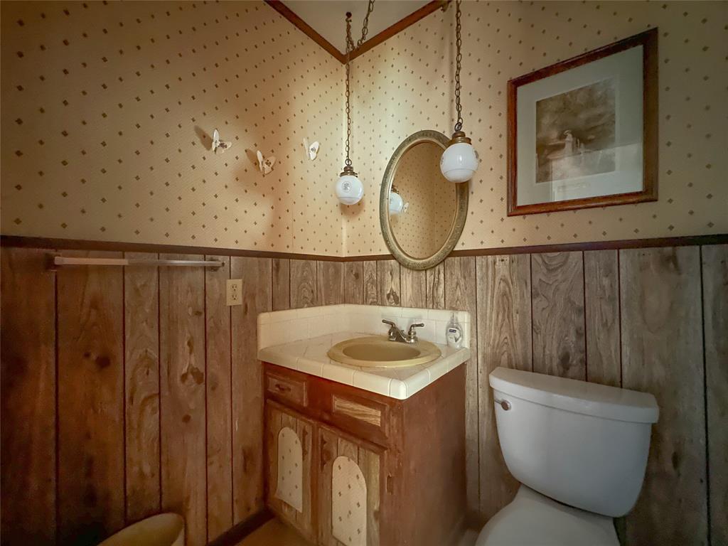 206 Oak Cluster Drive, Columbus, Texas image 15
