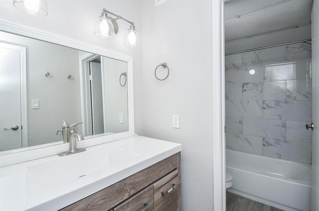 2120 El Paseo Street #2907, Houston, Texas image 25