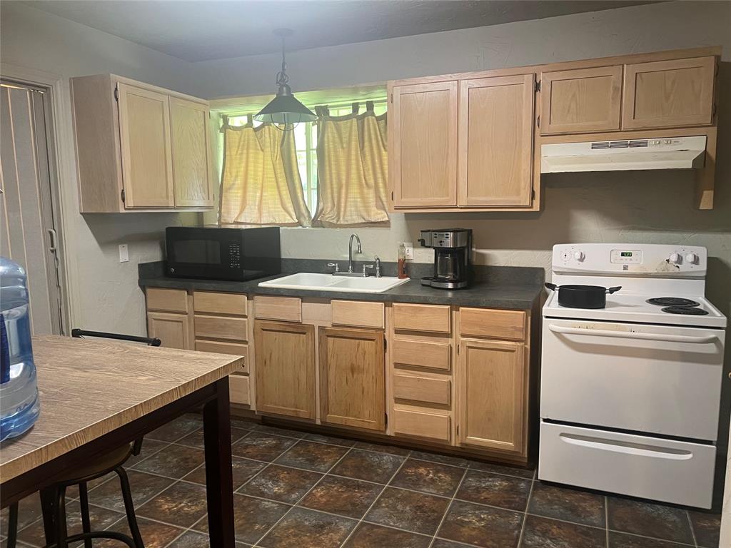 612 Poplar Street, Teague, Texas image 17