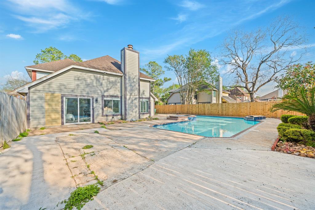 2918 Skypark Drive, Houston, Texas image 6
