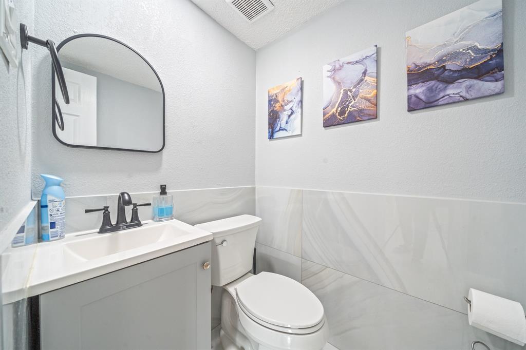 2918 Skypark Drive, Houston, Texas image 30