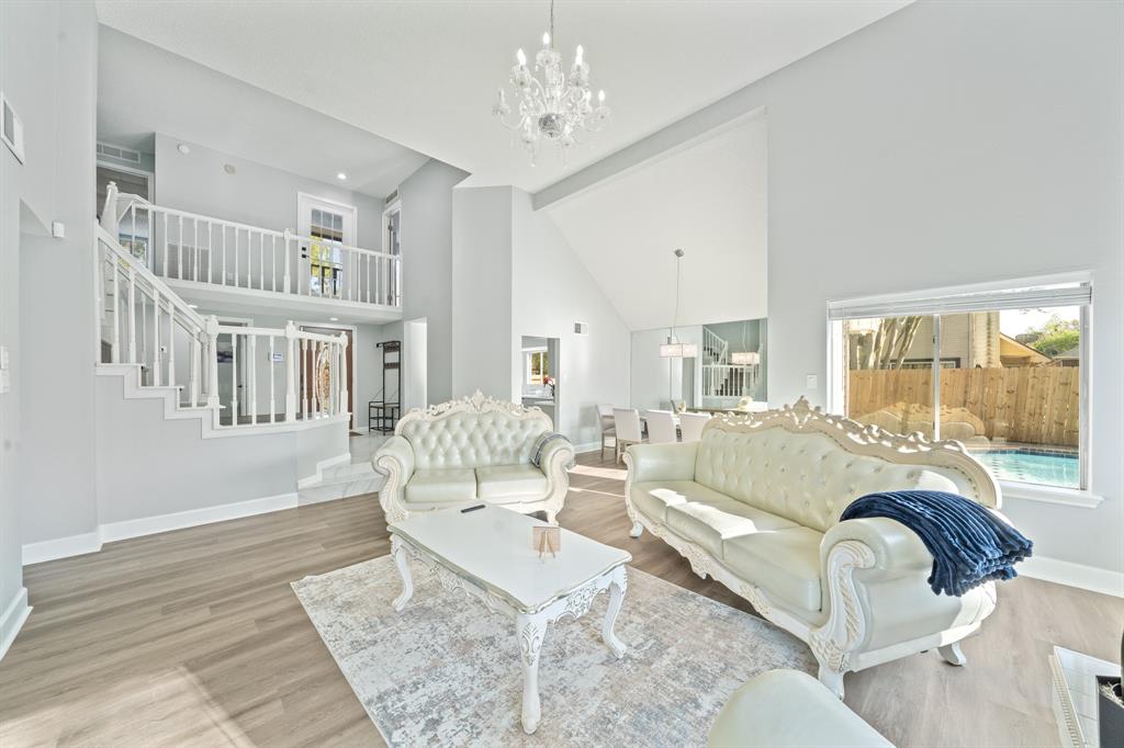 2918 Skypark Drive, Houston, Texas image 34