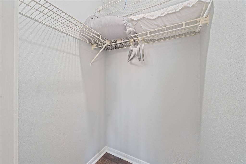 2918 Skypark Drive, Houston, Texas image 37