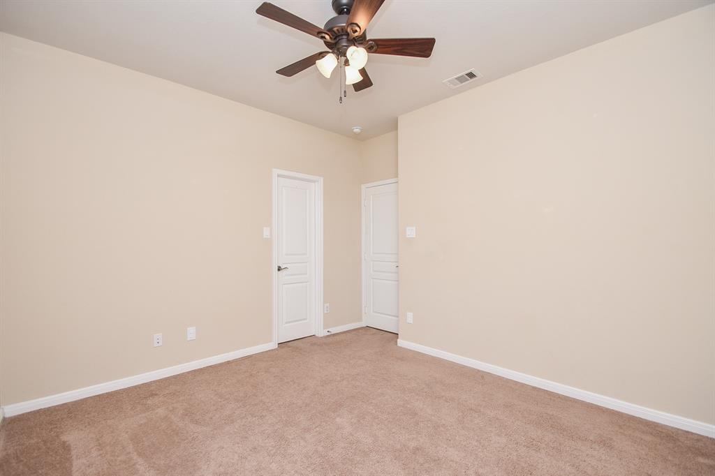 4922 Harper River Court, Katy, Texas image 5