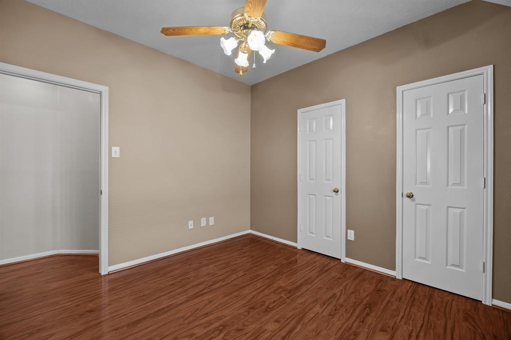 2723 Shelby Drive, Pearland, Texas image 27