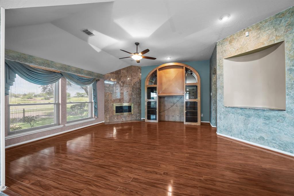 2723 Shelby Drive, Pearland, Texas image 10