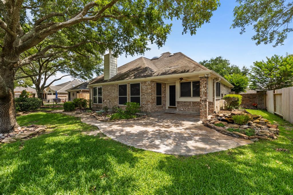 2723 Shelby Drive, Pearland, Texas image 29
