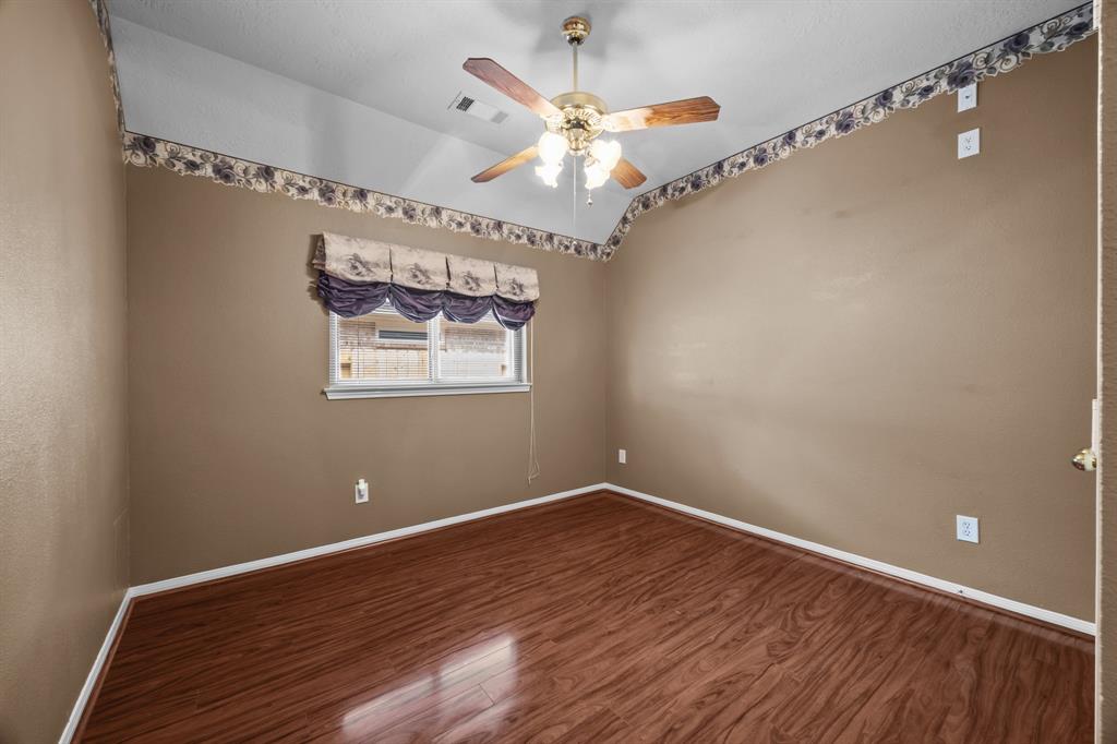 2723 Shelby Drive, Pearland, Texas image 23