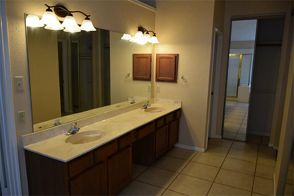 4718 Sunshine Drive Drive, Sugar Land, Texas image 17