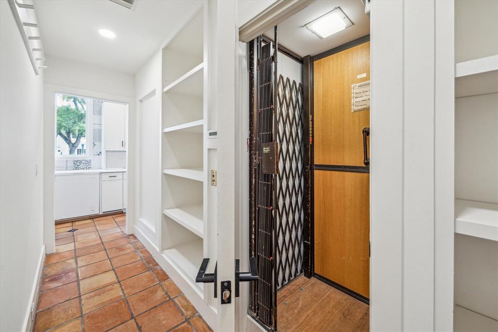 3643 Overbrook Lane, Houston, Texas image 14
