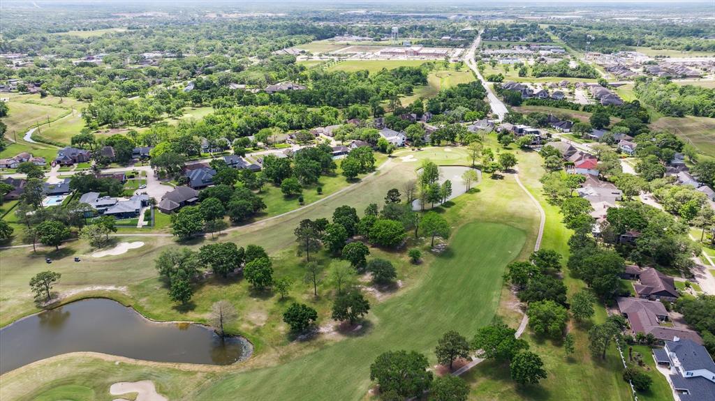 3040 Green Tee Drive, Pearland, Texas image 33
