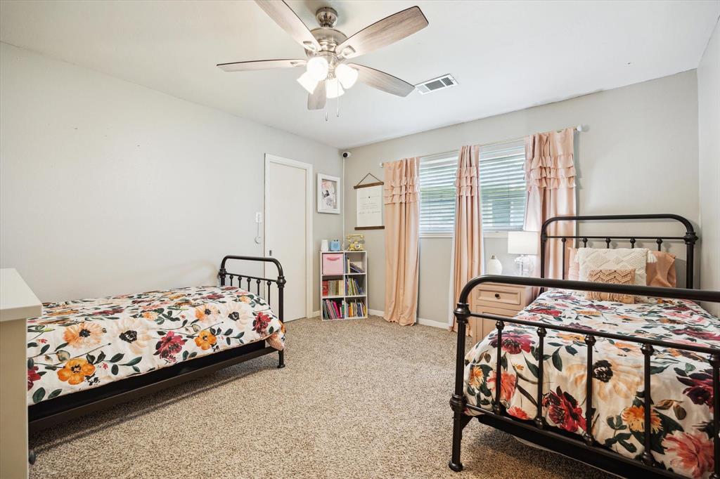 3040 Green Tee Drive, Pearland, Texas image 22