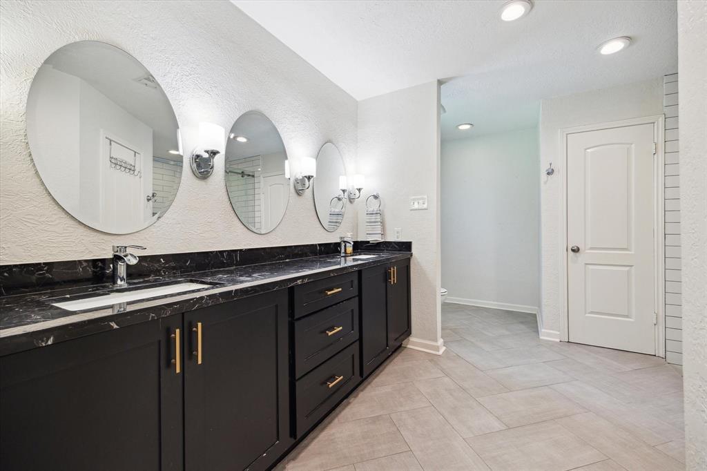3040 Green Tee Drive, Pearland, Texas image 20