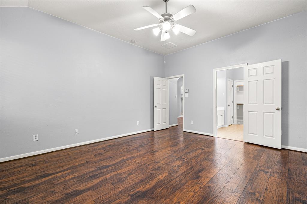 131 S Spinning Wheel Circle, Spring, Texas image 14