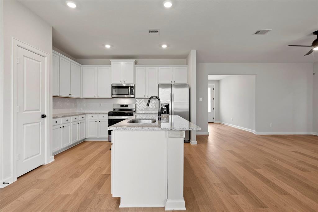 3121 Banyan Drive