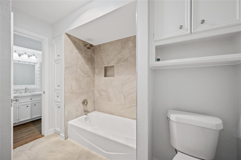 4919 Pine Garden Drive, Kingwood, Texas image 38
