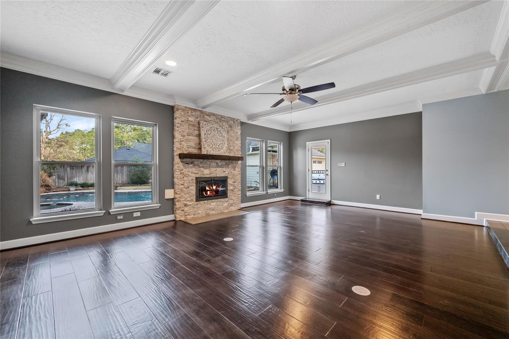 4919 Pine Garden Drive, Kingwood, Texas image 18