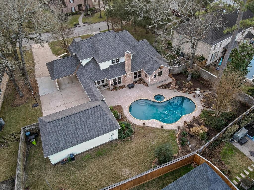 4919 Pine Garden Drive, Kingwood, Texas image 8