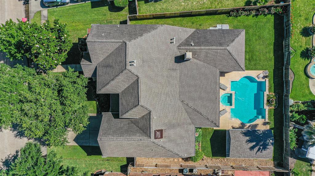 23915 Travis Trail