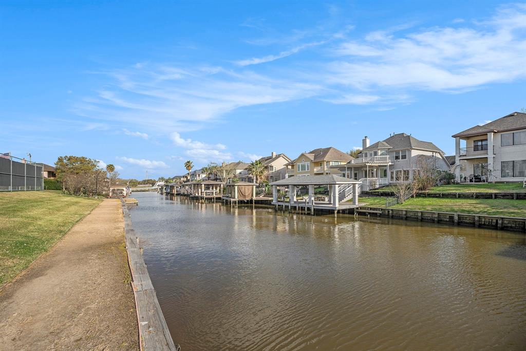 2602 Orleans Drive, Seabrook, Texas image 47