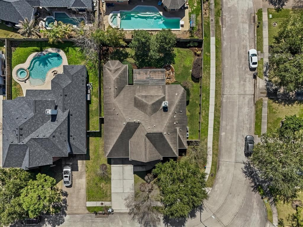 listing image 44