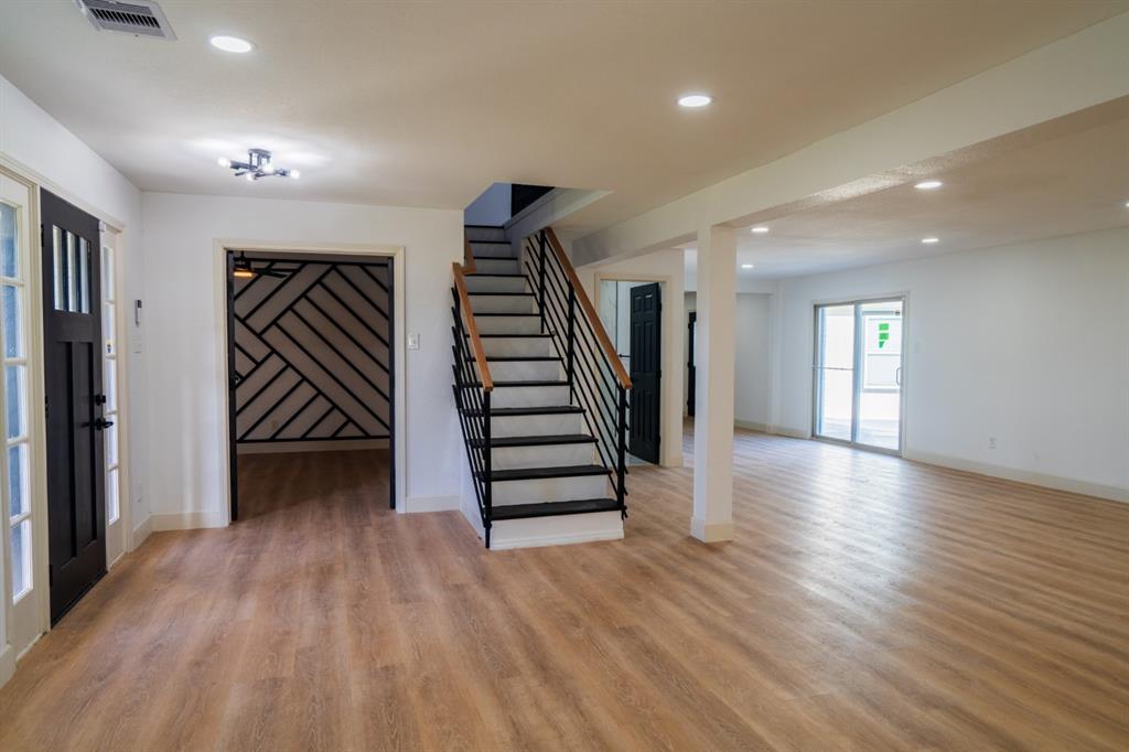 1402 Bayou Shore Drive, Galveston, Texas image 46