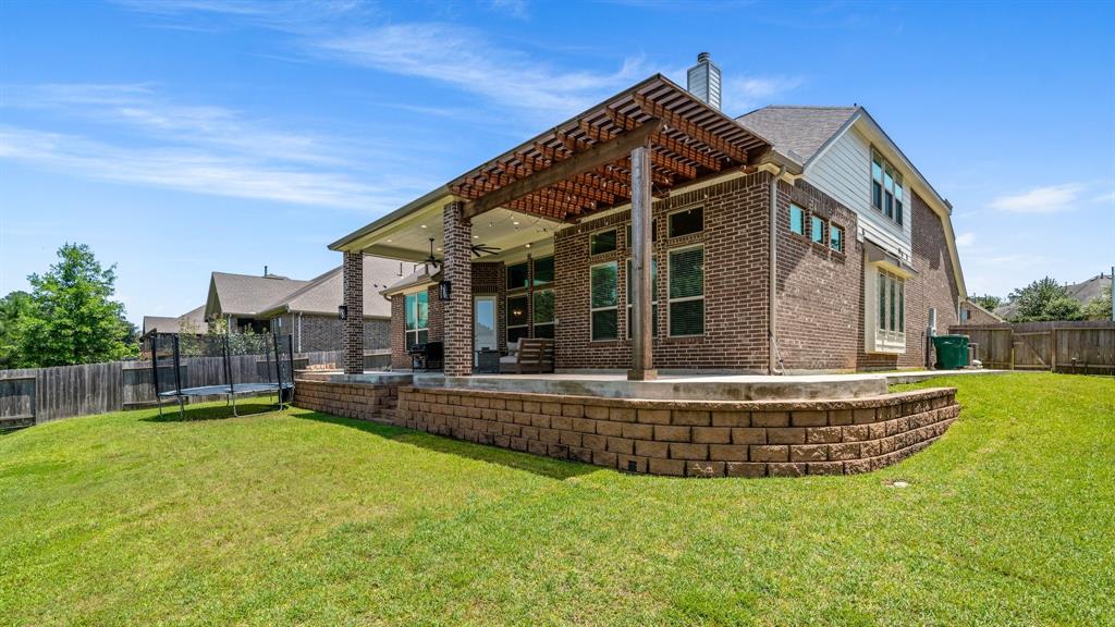 2170 Graystone Hills Drive, Conroe, Texas image 34