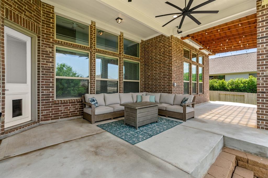 2170 Graystone Hills Drive, Conroe, Texas image 33