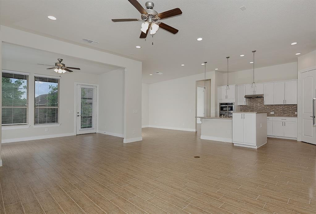 249 Palomino Court, The Woodlands, Texas image 10