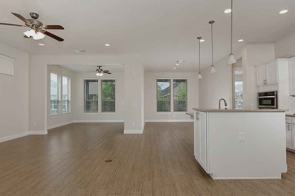 249 Palomino Court, The Woodlands, Texas image 8