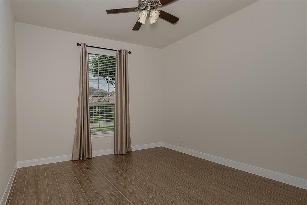 249 Palomino Court, The Woodlands, Texas image 5
