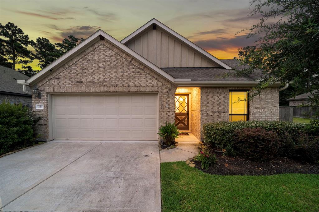 334 S Cadence Hills Loop