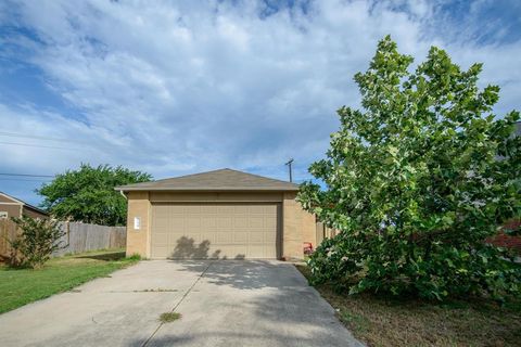 219 Lucky Clover Lane Hutto TX 78634