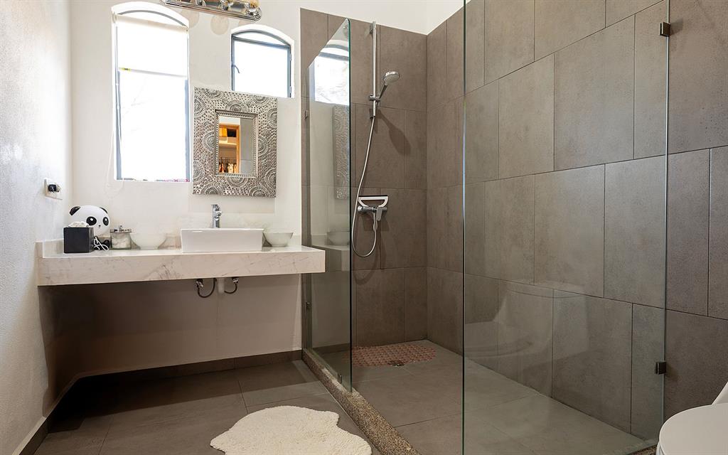 Tennessee 37790, Mexico, 3 Bedrooms Bedrooms, ,3 BathroomsBathrooms,Residential,Active,185445