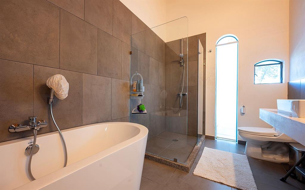 Tennessee 37790, Mexico, 3 Bedrooms Bedrooms, ,3 BathroomsBathrooms,Residential,Active,185445