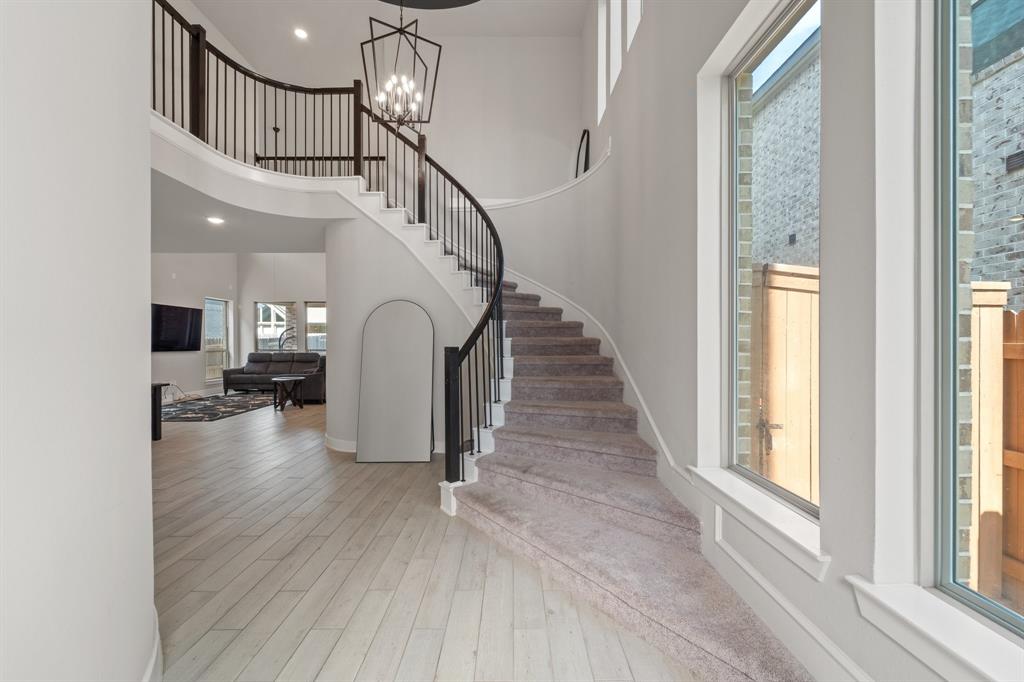 7010 Grassland Vista Lane