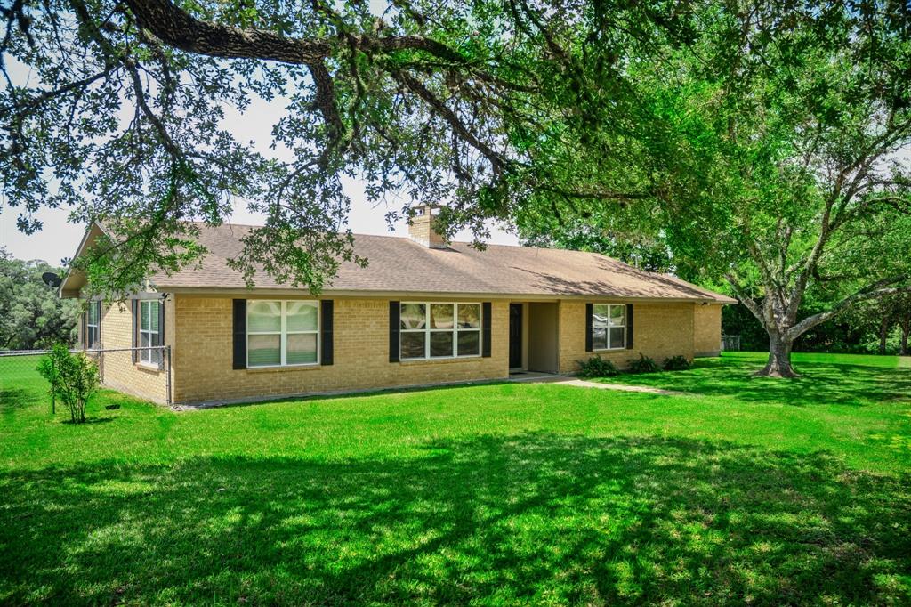 1145 County Road 250, Weimar, Texas image 1