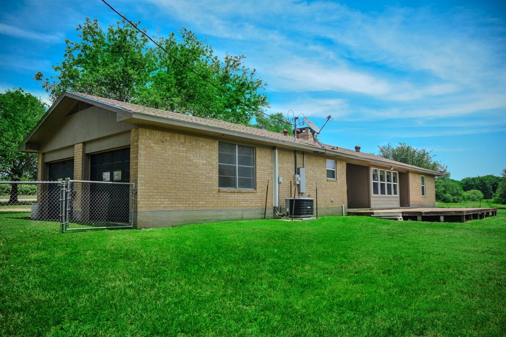 1145 County Road 250, Weimar, Texas image 20