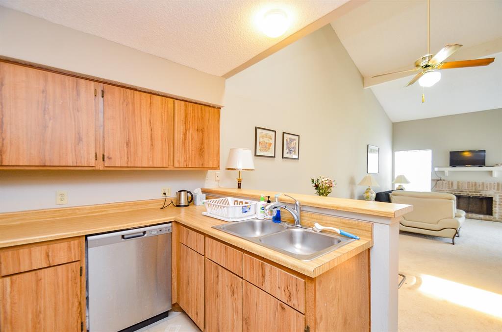 6211 Ludington Drive #21-909, Houston, Texas image 20