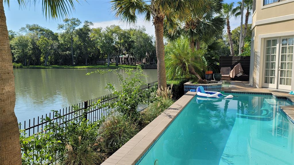 27 Swan Isle Boulevard