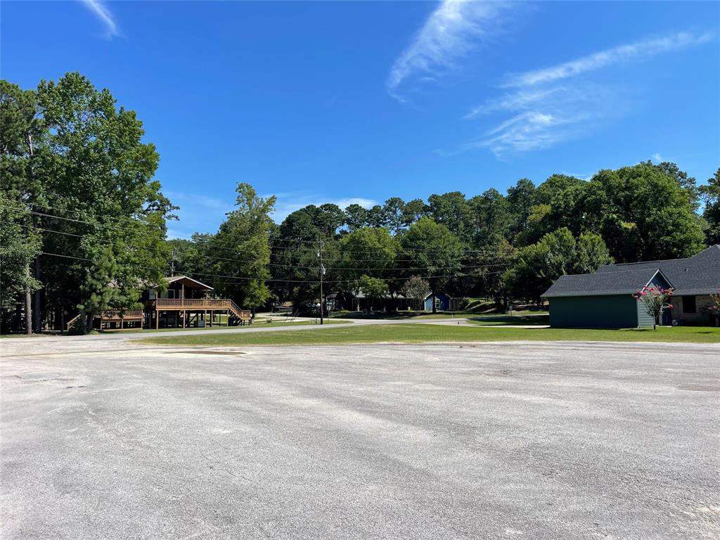 S Sunset Drive, Onalaska, Texas image 9